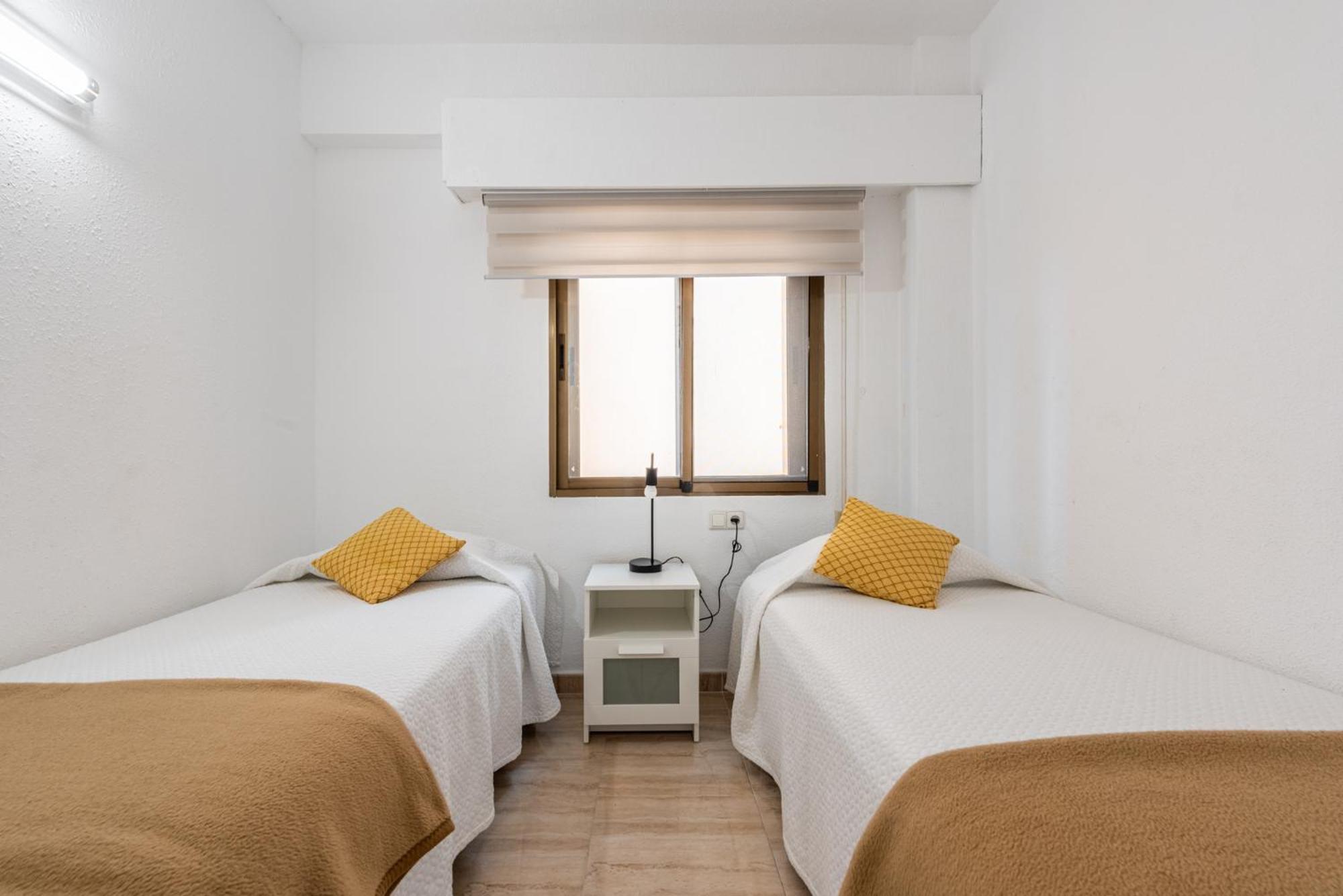 Amazing 2 Bedrooms In Centre Marbella