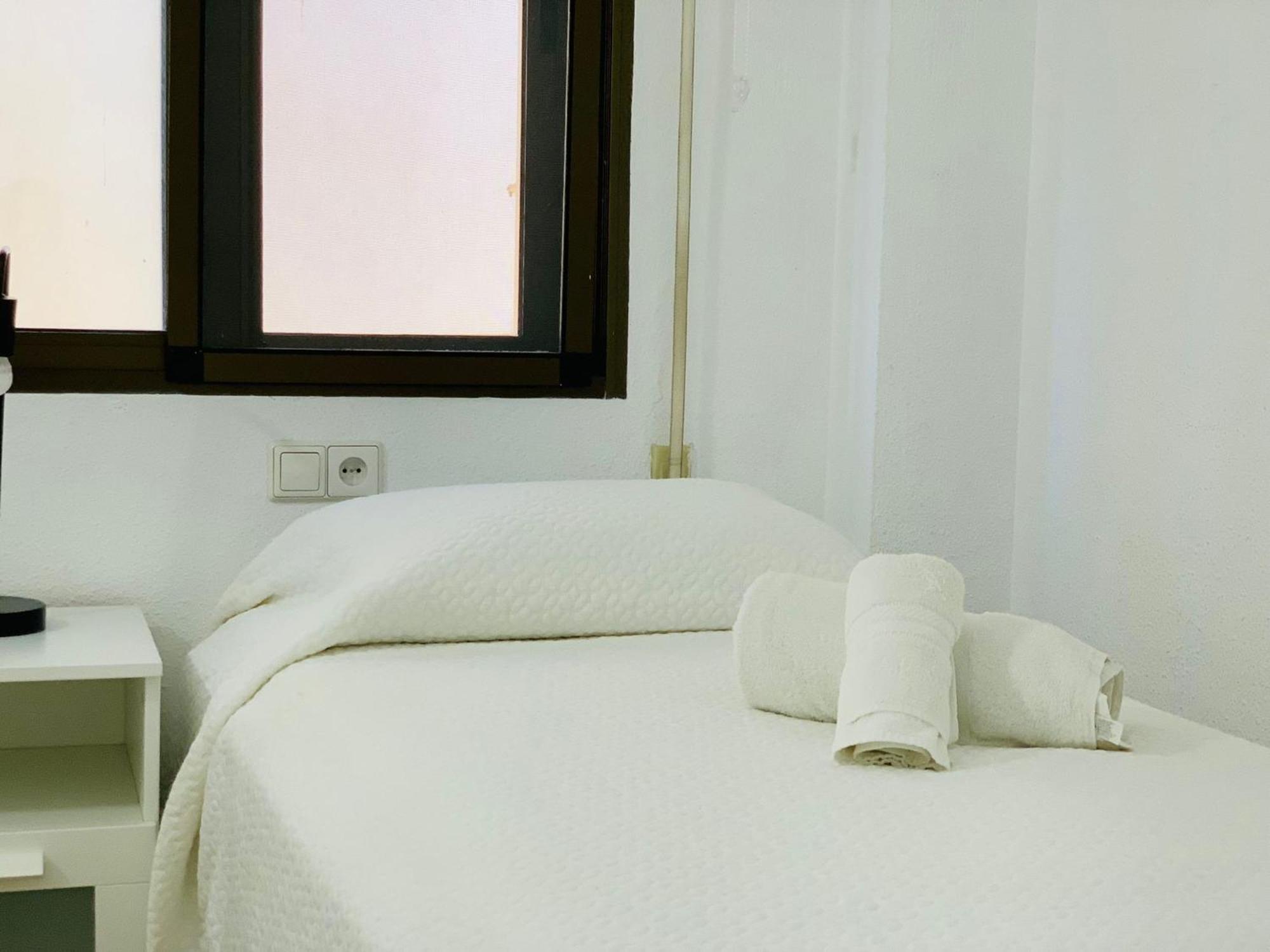 Amazing 2 Bedrooms In Centre Apartamento
